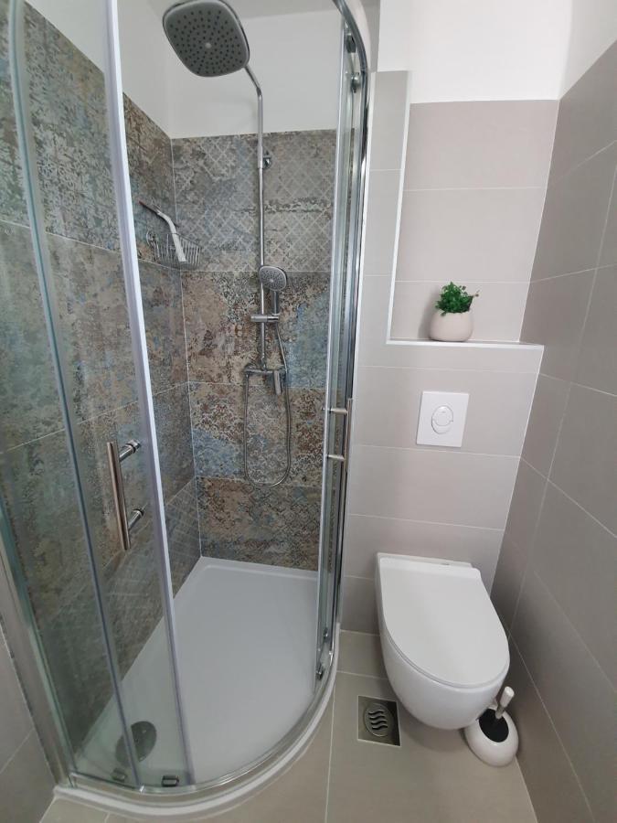 Apartman Leona 4*, Kantrida Rijeka Luaran gambar