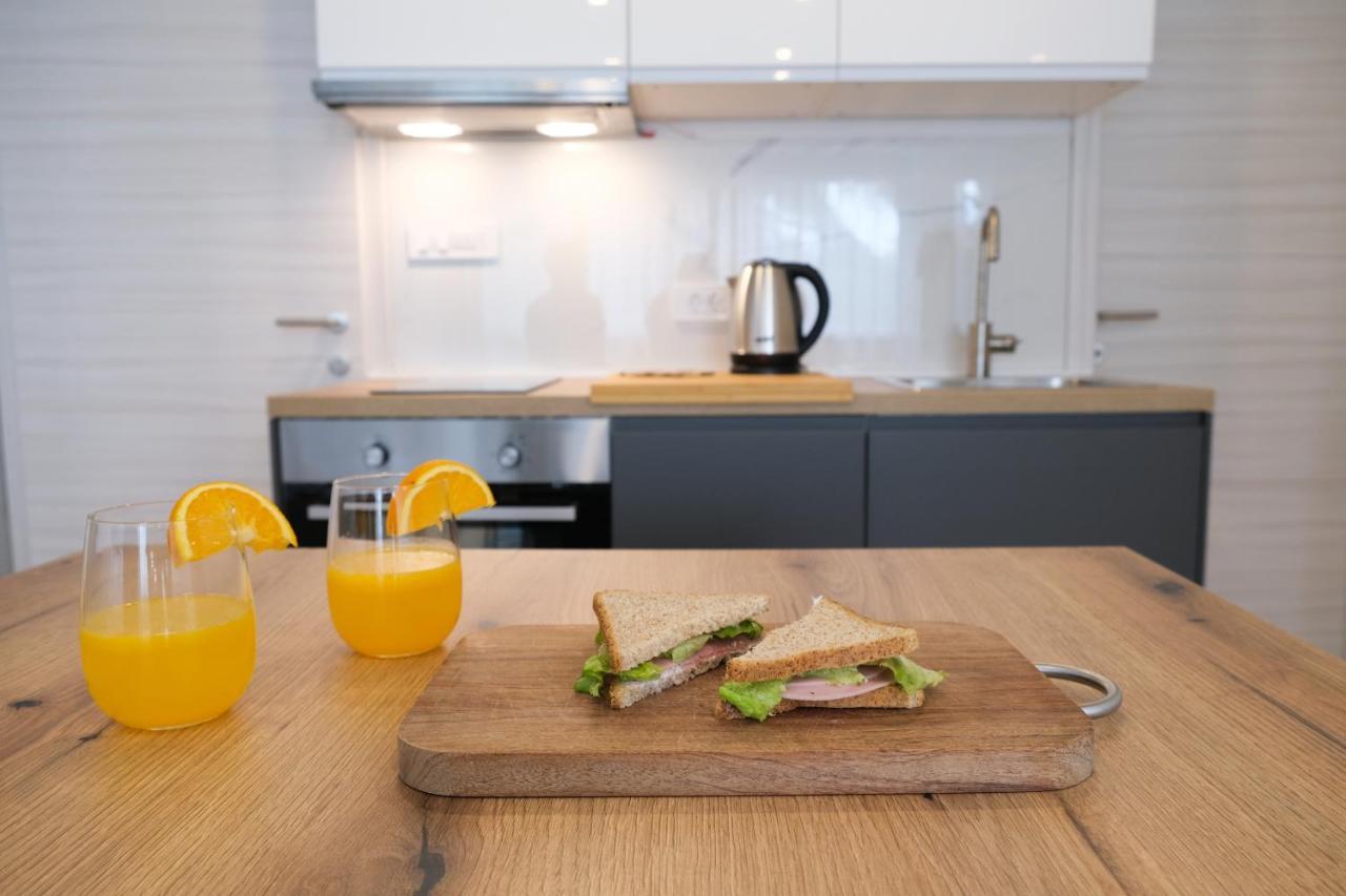 Apartman Leona 4*, Kantrida Rijeka Luaran gambar