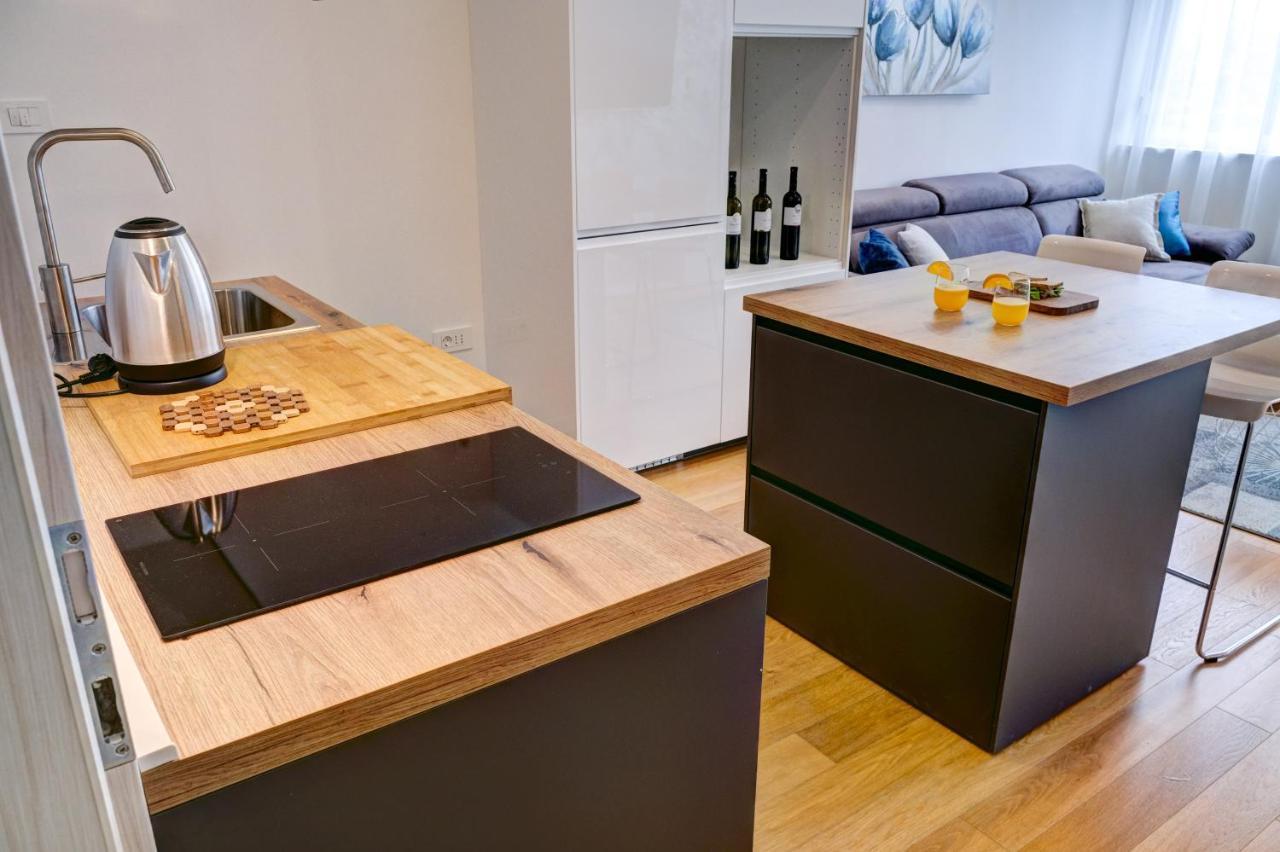 Apartman Leona 4*, Kantrida Rijeka Luaran gambar